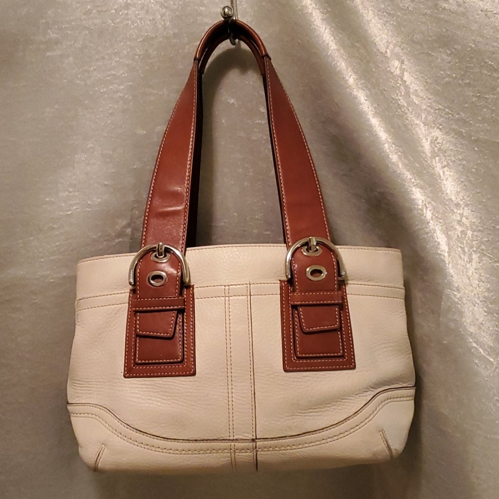 Coach cream soft pebble leather Soho